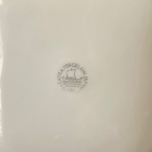 IOHPAP fountain dish used with Fragonard scene and gold finishes