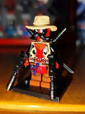 Sheriff Deadpool Lepin figure like new with accessories