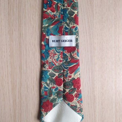 Kurt Geiger London men's silk tie like new multicolored
