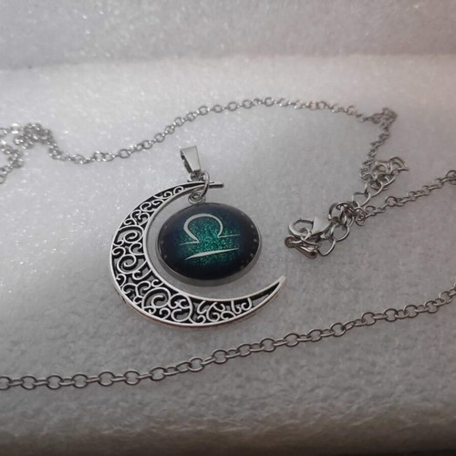 Libra Zodiac Pendant Necklace like new, stainless steel