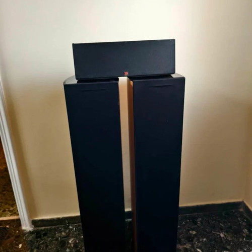 Morel Solus floor-standing speakers pair with center speaker used