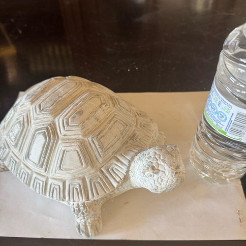 Decorative clay turtle like new, 22 centimeters