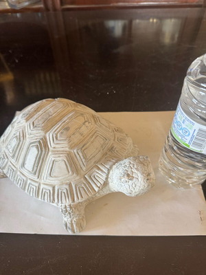 Decorative clay turtle like new, 22 centimeters