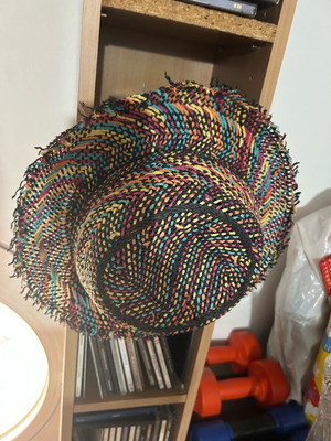Echo straw hat good quality multicolor new