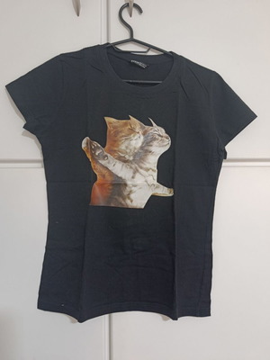 Black summer t-shirt with cat print Shein like new, size M