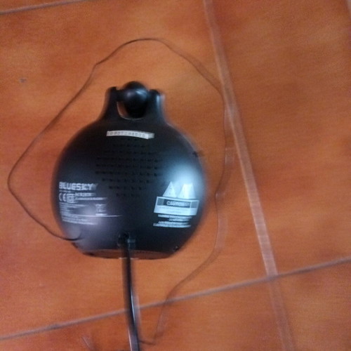 Bluesky radio alarm clock like new with wall time projection