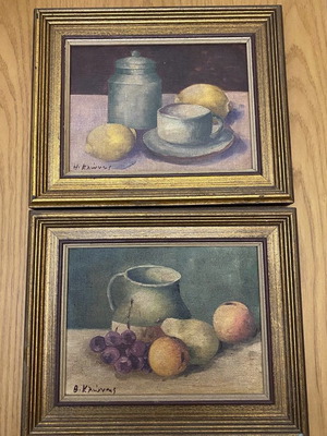 Paintings set like new, two framed still lifes
