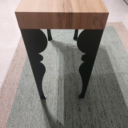 Extendable console table like new, Italian design