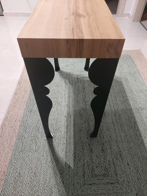 Extendable console table like new, Italian design