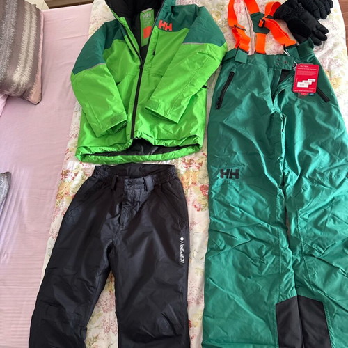 Helly Hansen Ski Set Jacket and Pants Like New Size 164/14