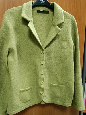 Betty Barkley 100% wool jacket like new, size L, green