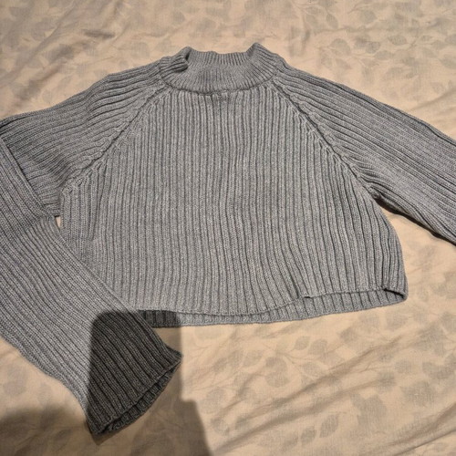 Zara sweater gray like new, size M