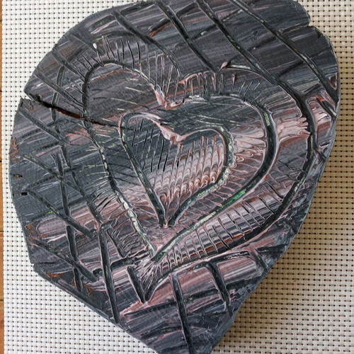 Painting on wood slice new with acrylic colors