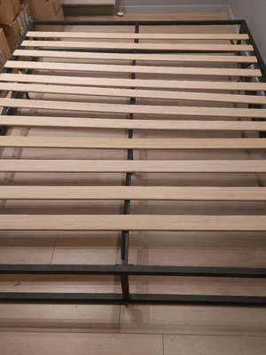 Iron bed frame without headboard with wooden slats 200x160, like new