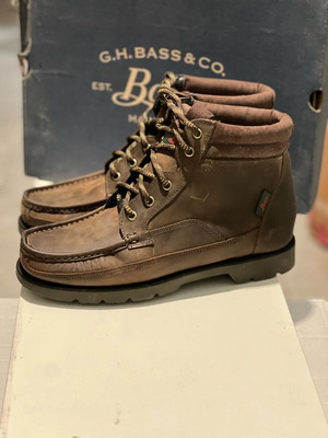 G.H.Bass &Co Leather Brown Boots like new