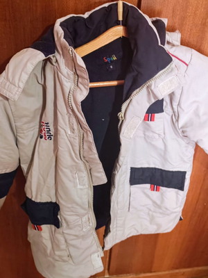 Μπουφάν παιδικό μεταχειρισμένο για αγόρι 5 ετών, μέγεθος 110 cm