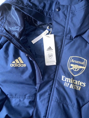 Branded jacket like new with tags, size small