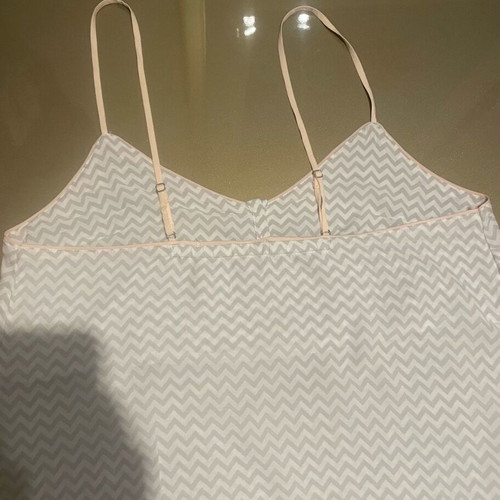 Women's pajamas like new, size S, white and gray