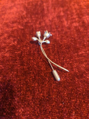 Silver lapel pin handmade new