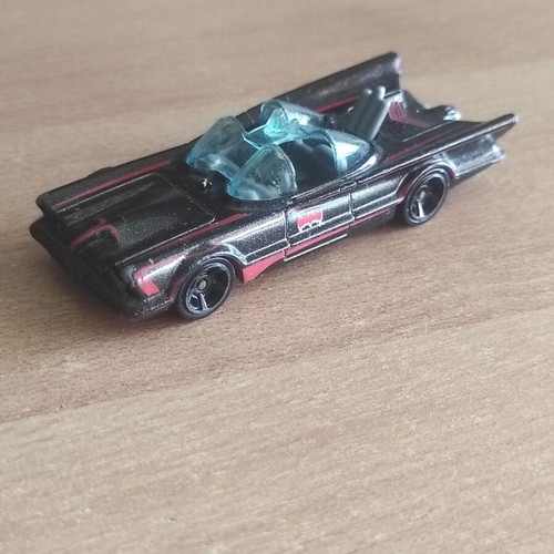 Hot Wheels TV Series Batmobile '66 like new