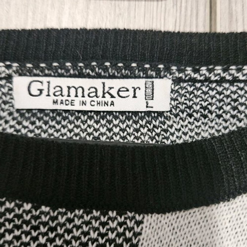 Knitted pullover and skirt set like new