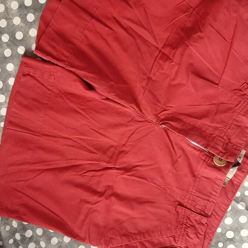 Attrattivo cotton shorts like new, size L, red