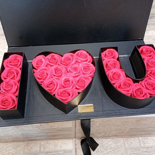 Set of hearts with roses and teddy bear like new
