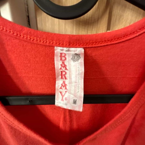 Sleeveless top red size M like new