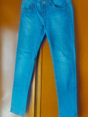 Jeans like new, elastic mid-rise, size M 38 10, blue