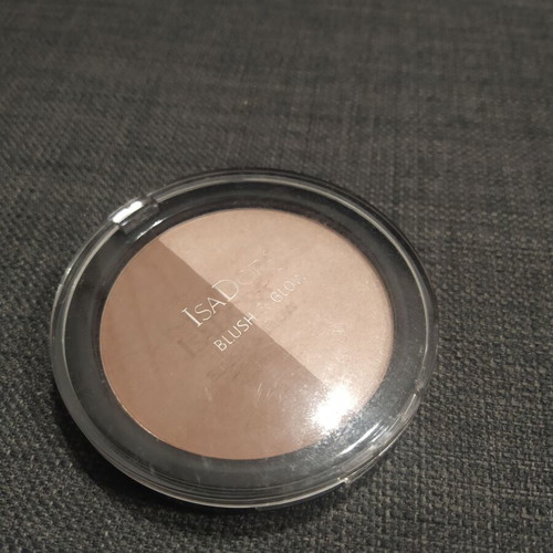Isadora blush & glow highlighter powder like new