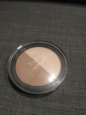 Isadora blush & glow highlighter powder like new