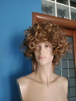 Περούκα σαν καινούργια σε άριστη κατάσταση