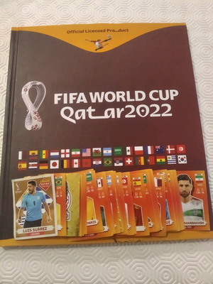 Αυτοκόλλητα Panini Fifa World Cup 2022 σαν καινούργια, 37 τεμάχια