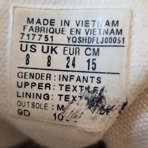 Converse kids boots size 24 like new green