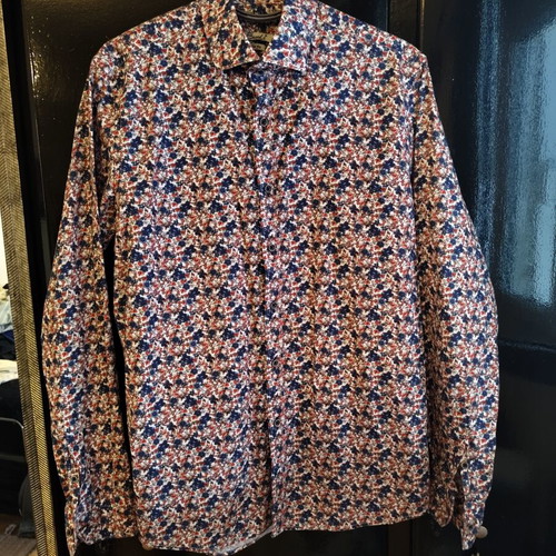Tailor fit shirt like new, blue multicolor, size L