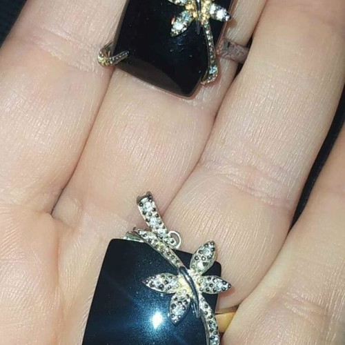 Silver jewelry set 925 with onyx and zirconia pendant and ring like new