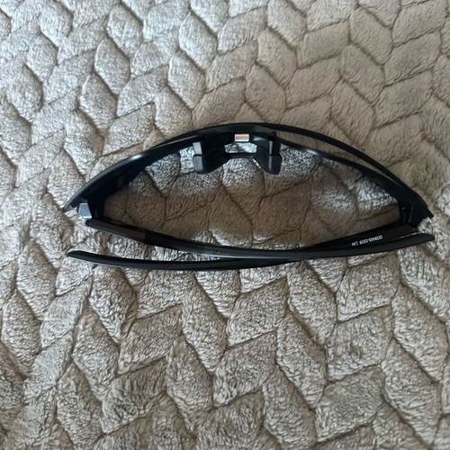 Oakley sunglasses like new, black