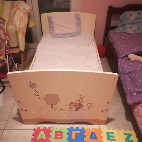 Convertible baby cot with mattress like new