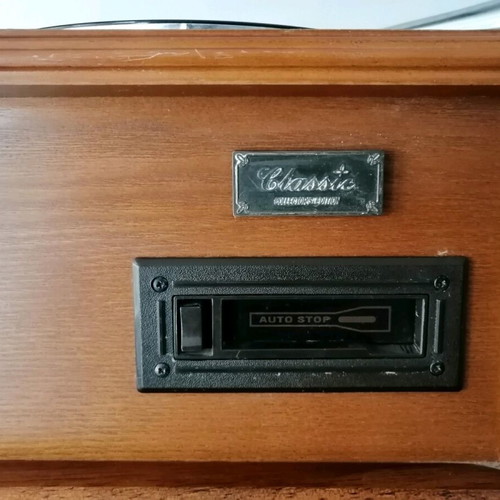 Imitation gramophone radio like new with cassette and wooden base