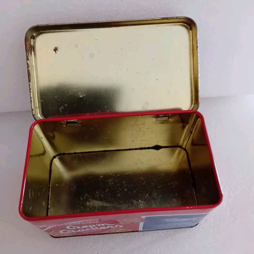 Collectible tin box used from the 90s