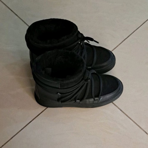 H&M Women's Snow Boots Size 38 Like New, Black