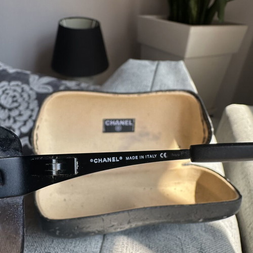 Chanel sunglasses 2010s black and brown
