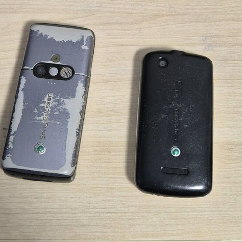 Phones used, 2 Samsung and 2 Sony Ericsson