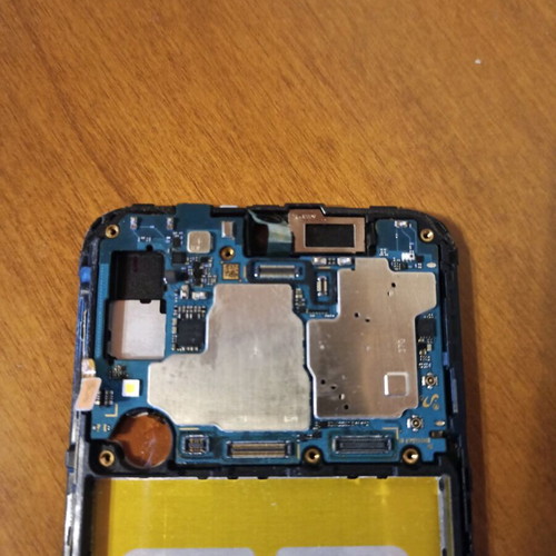 Samsung A20e motherboard used, with cameras, no screen