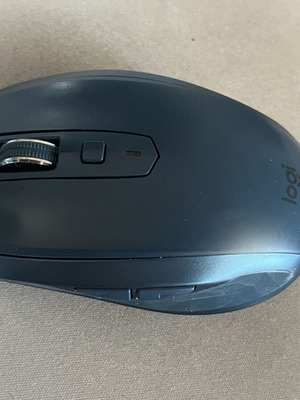 Logitech MX Anywhere 2S Bluetooth mouse used, blue