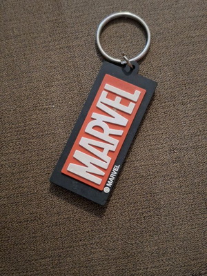 Marvel keychain like new, black/red/white rubber