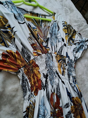 Καλοκαιρινό φόρεμα outfit wedding S M σε άριστη κατάσταση