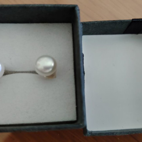 Silver Earrings S999 new with freshwater pearls