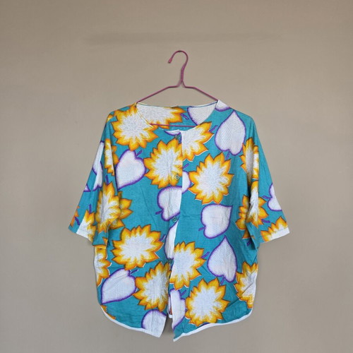 Caribou women's shirt like new, turquoise and orange