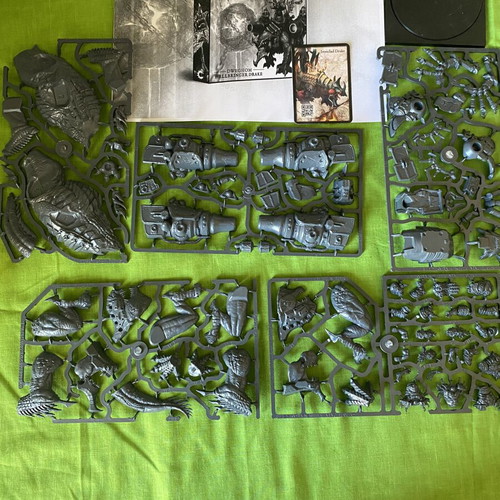 Conquest Hellbringer Drake Dweghom figure like new with card and base